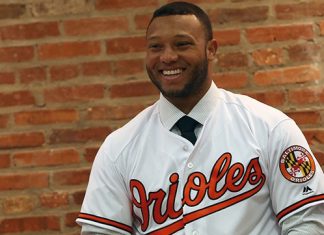 Welington Castillo to Play in WBC