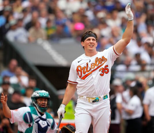 Rutschman traded to the Red Sox for haul of prospects